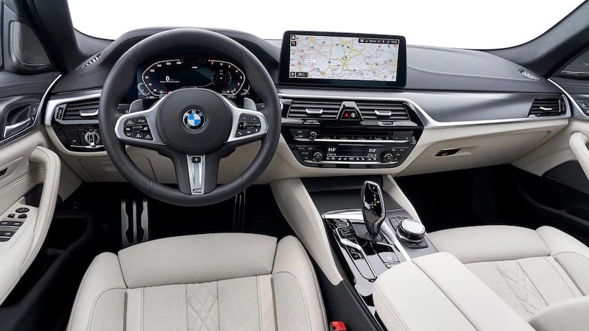2021-BMW-540i