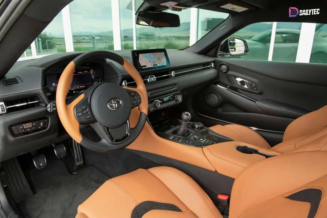 کابین toyota supra